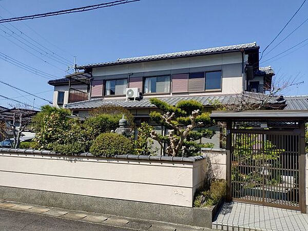 外観：325000119400