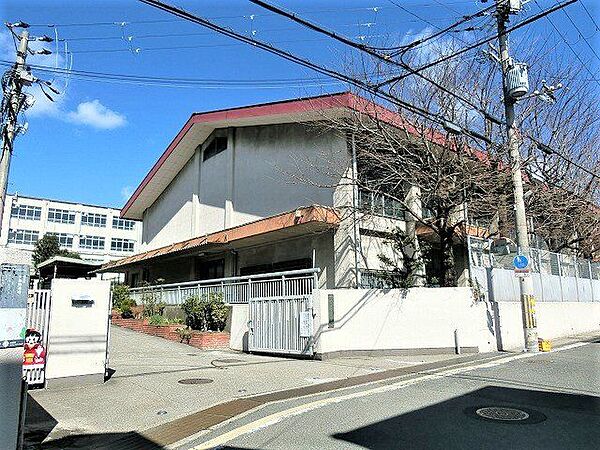 京都市立音羽中学校 徒歩15分。 1190m