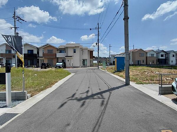 現地写真更新！現地ご案内とともに住宅ローンのご相談も承ります！実際の道路幅や雰囲気は、ぜひ一緒に現地で確認いたしましょう