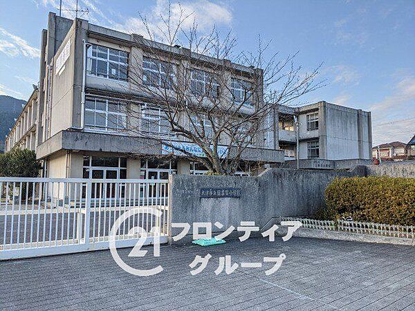 大津市立日吉台小学校 徒歩10分。 750m