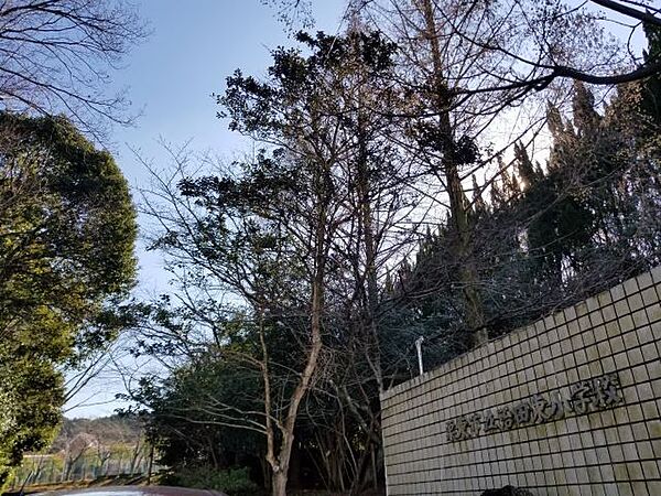 栗東市立治田東小学校 徒歩15分。 1140m