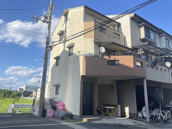 外観：326000261138