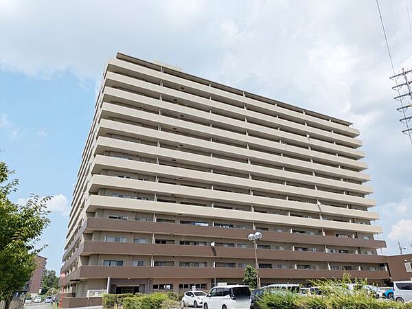 マイホームは一生に一度の大きな買い物だからこそ、納得いくまで情報を集めてほしいと思います。疑問はどんどんスタッフにぶつけてください
