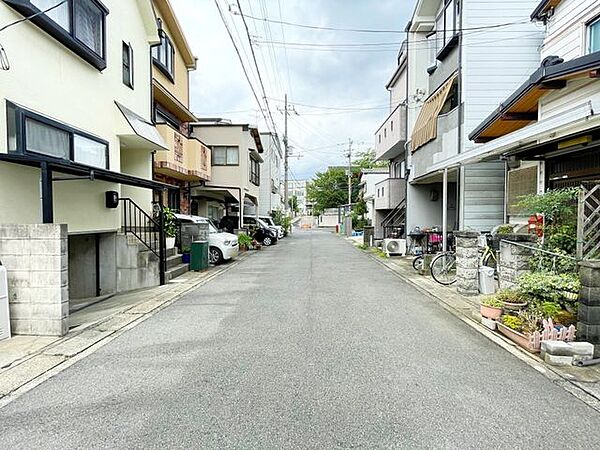 「いつかは」と思っていた住まい探しも、具体的に動き出すと意外とスムーズに進むものです。まずは気軽にご相談いただけます