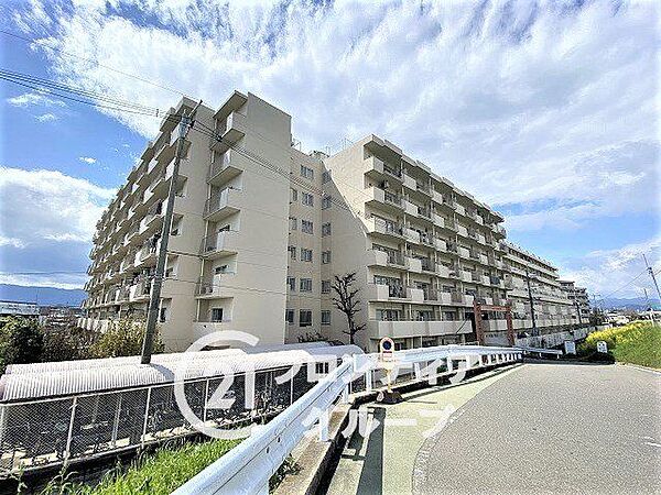 「いつかは」と思っていた住まい探しも、具体的に動き出すと意外とスムーズに進むものです。まずは気軽にご相談いただけます