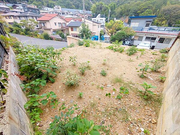 物件から受けた印象や、周辺の生活環境への疑問まで、気になることを何でも話してみてください。暮らしのイメージを一緒に整理していきましょう