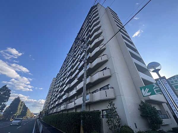 エリアの特性や周辺環境についての情報提供も行っています。物件だけでなく、地域の暮らしやすさも含めてご確認いただけます