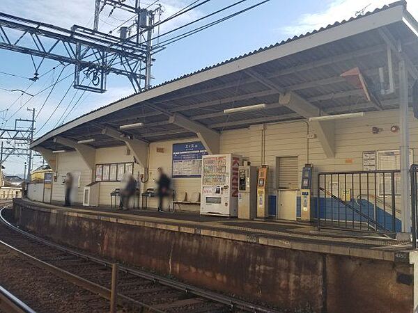 瓦ヶ浜駅(京阪 石山坂本線) 徒歩6分。 410m