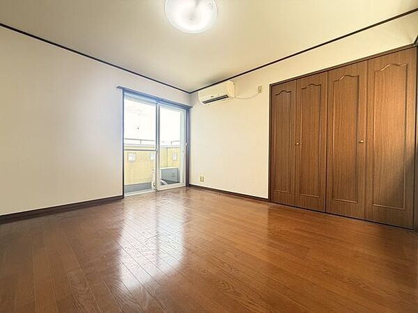資金計画や住宅ローンのしくみなど、購入前に知っておきたいことをわかりやすくご説明しています。まずはお気軽にお問い合わせください