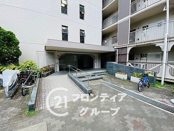 「いつかは」と思っていた住まい探しも、具体的に動き出すと意外とスムーズに進むものです。まずは気軽にご相談いただけます