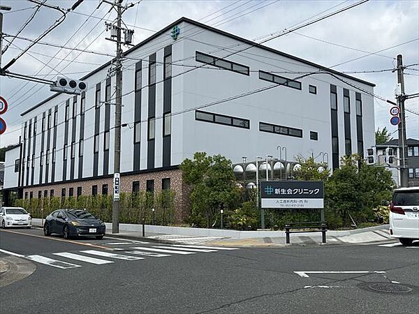 新生会クリニック「血液透析専門施設」です。・臨時透析　旅行、出張、帰省などで名古屋方面に来られる方の臨時透析を受付けています。・送迎　ご自宅からクリニックまでの間の送迎サービスを行っています。瑞穂…