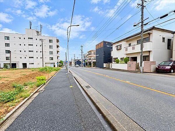陽当たり・通風が良いので南側に庭や窓を作りやすくなり、家の中に長時間光を取り込むことが出来ますね。