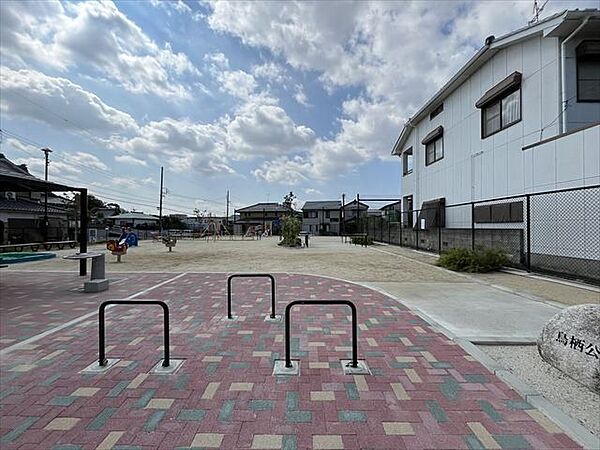 鳥栖公園2024年6月に完成。「身近で愛着の持てる公園」と感じられるよう、構想段階から地域住民に参加いただき、意見を聞きながら計画づくりを進めた、住民の思いの詰まった子どもたちが思いっきり遊べる公…