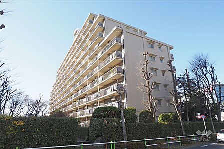 外観都営三田線「志村坂上」駅まで徒歩10分です。周辺は買い物施設も充実しています。