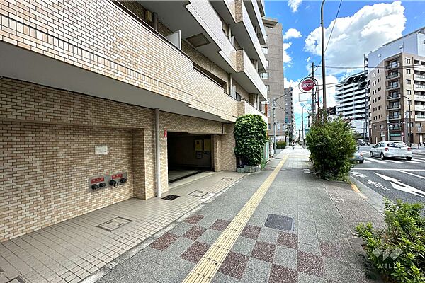敷地南西側の前面道路