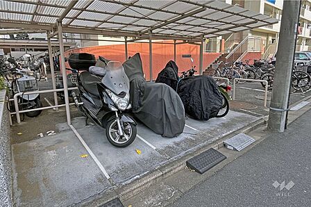 バイク置き場