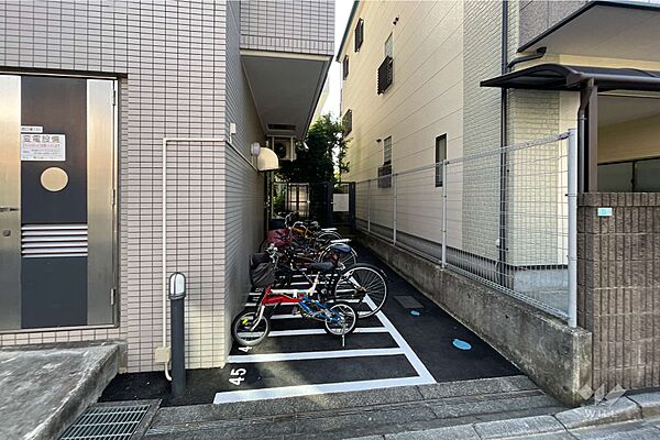 駐輪場