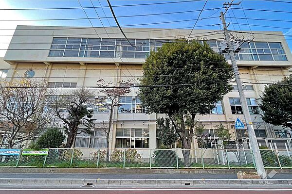 飯塚小学校[公立]の外観