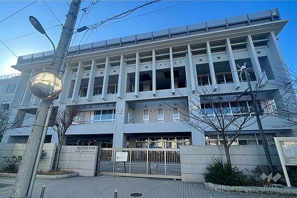 明桜中学校[公立]の外観