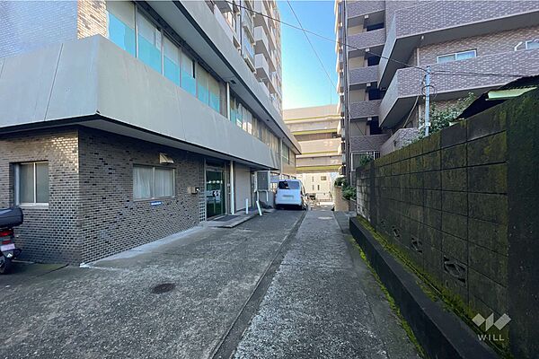 敷地内駐車場（屋外平面式）