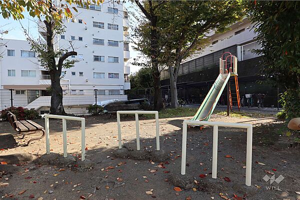 敷地に隣接する公園