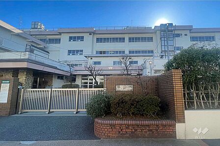 高島第一中学校[公立]の外観