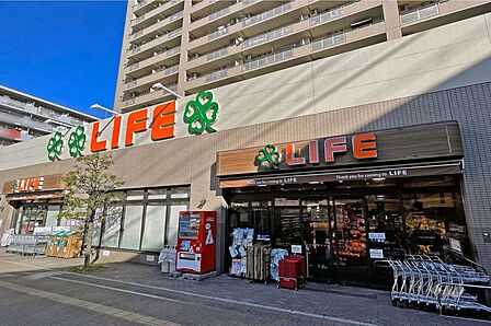 ライフ(アクトピア北赤羽店)の外観