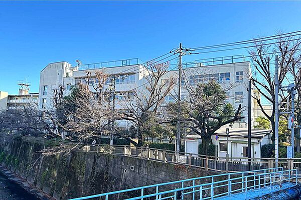 中根橋小学校[公立]の外観