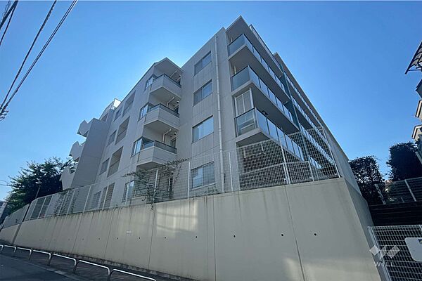 パークスクエア成増の外観（西側から）