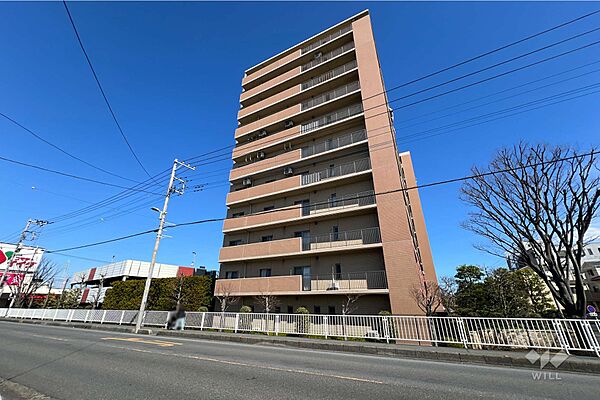 フォルスコートグランマークスの外観（南西側から）