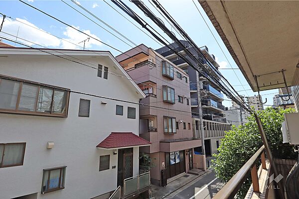 バルコニーからの眺め（南西方向）［2026年5月11日撮影］