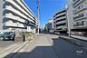 その他：敷地西側の前面道路