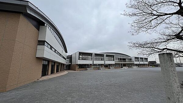 いなべ市立笠間小学校 2260m