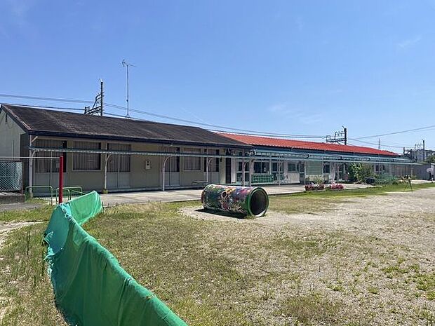 明生幼稚園 1700m