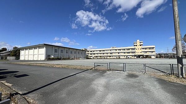 東員町立東員第一中学校 1780m