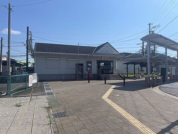 菰野駅 1390m