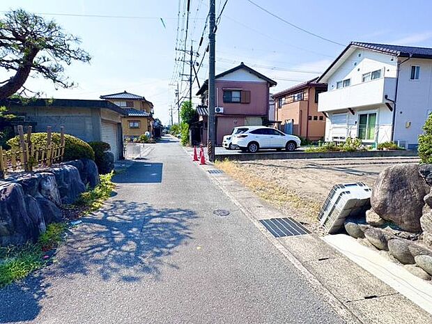 前面道路含む現地写真