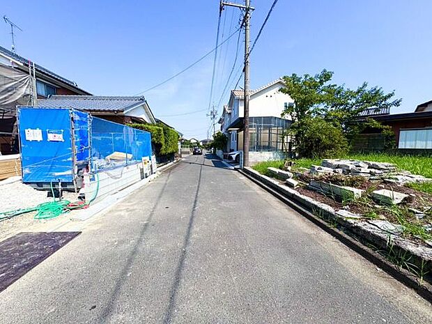 前面道路含む現地写真