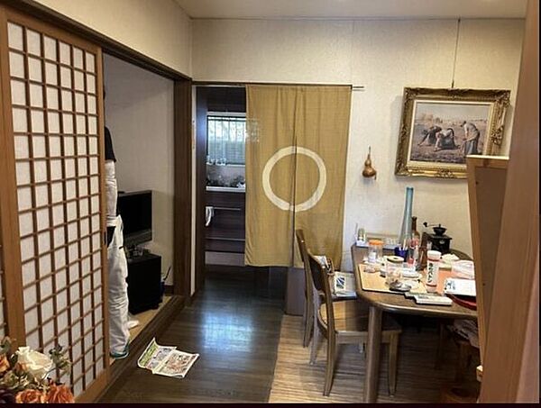 2023年11月キッチン、浴室電化の為のシステムキッチンに取替工事をしてあります。お風呂はノーリツの灯油ボイラー設備です。
