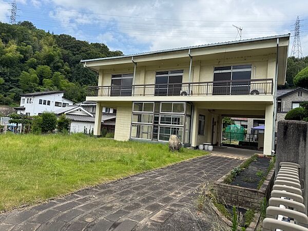 外観：334000199692