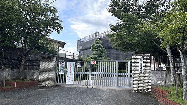 福岡市立老司中学校（1093m）