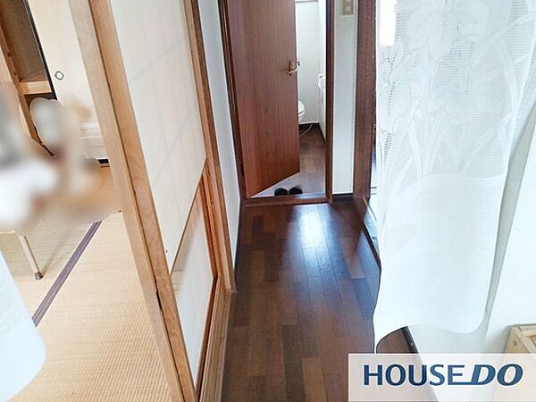 日差しの差し込む明るい部屋は光熱費も節約できます。