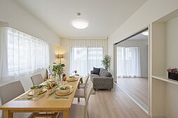 クレストフォルム横浜関内 2SLDKの室内