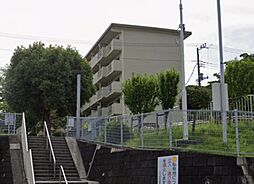 つぐみ団地4号棟