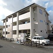 中山寺駅より徒歩17分 3階 築9年9ヶ月の賃貸物件