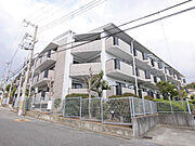 吹田駅より徒歩17分 3階 築36年11ヶ月の賃貸物件