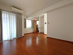 東京メトロ千代田線 代々木上原駅 徒歩5分の賃貸タウンハウス 2階3LDKのリビング/ダイニング