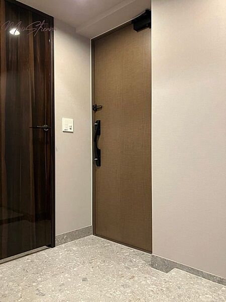 apartment 東京都千代田区内神田1丁目
地図を見る