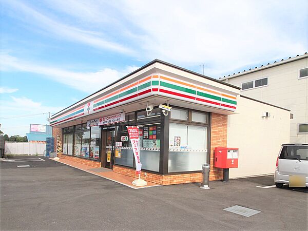 セブンイレブン綾瀬早川店　958ｍ