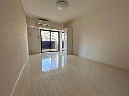 JR予讃線 高松駅 徒歩8分の賃貸マンション 3階ワンルームのリビング/ダイニング